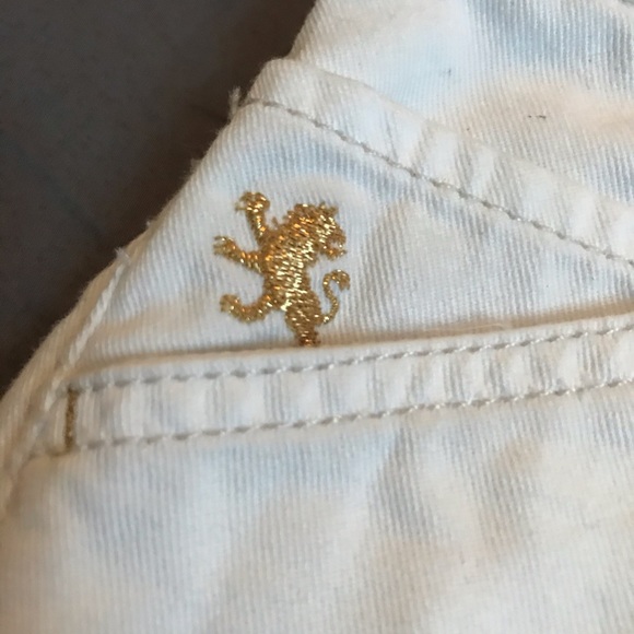 (Express) White Shorts - Picture 6 of 7